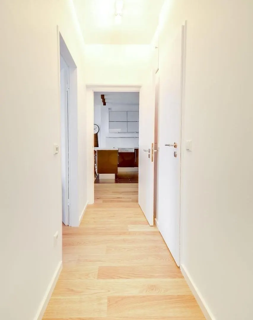 Modern 2 Bedroom Apartment With Pool And Gym Luxembourg